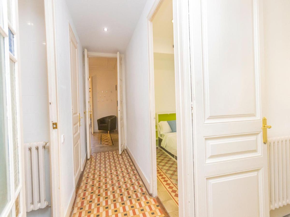Eix-dret-roger De Lluria-valencia By Interhome * Barcelona