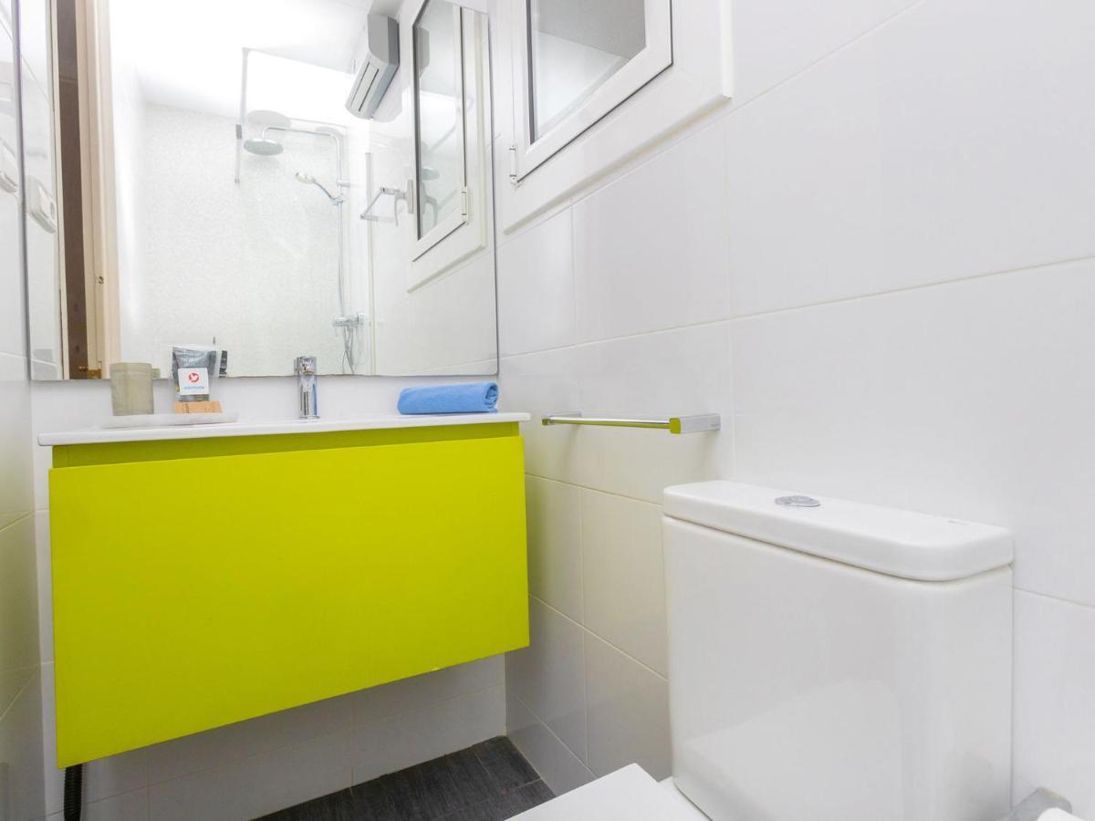 Eix-dret-roger De Lluria-valencia By Interhome Barcelona